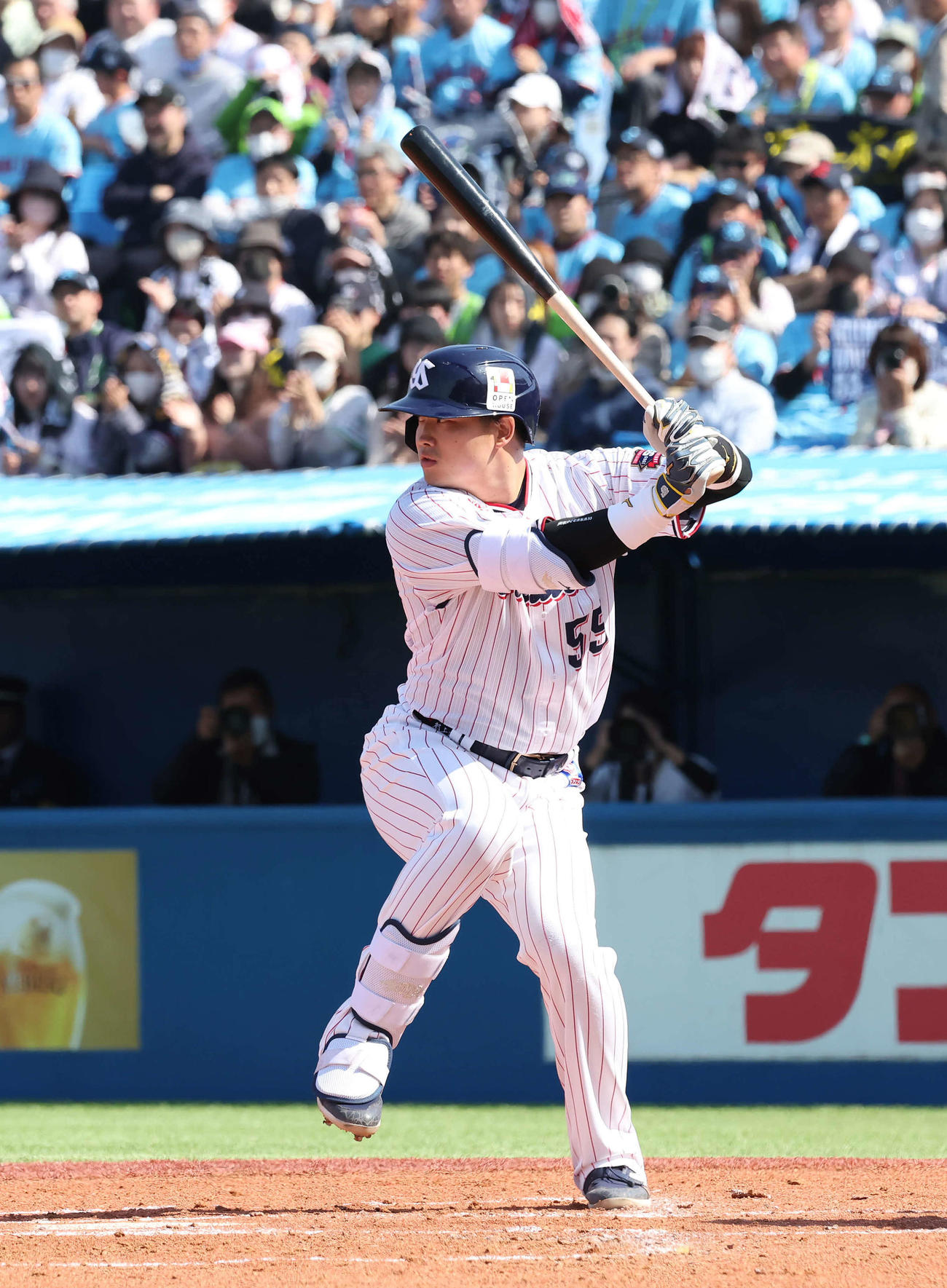 ヤクルト対楽天　ヤクルト村上（撮影・丹羽敏通）