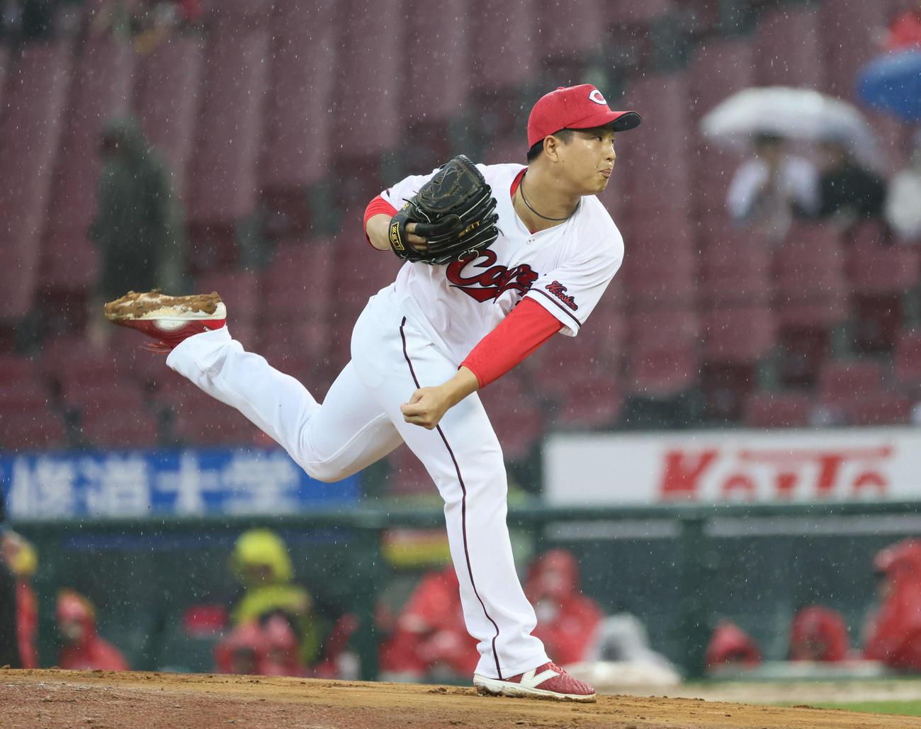 広島対DeNA 7回表DeNA、広島3番手の塹江（撮影・加藤孝規）