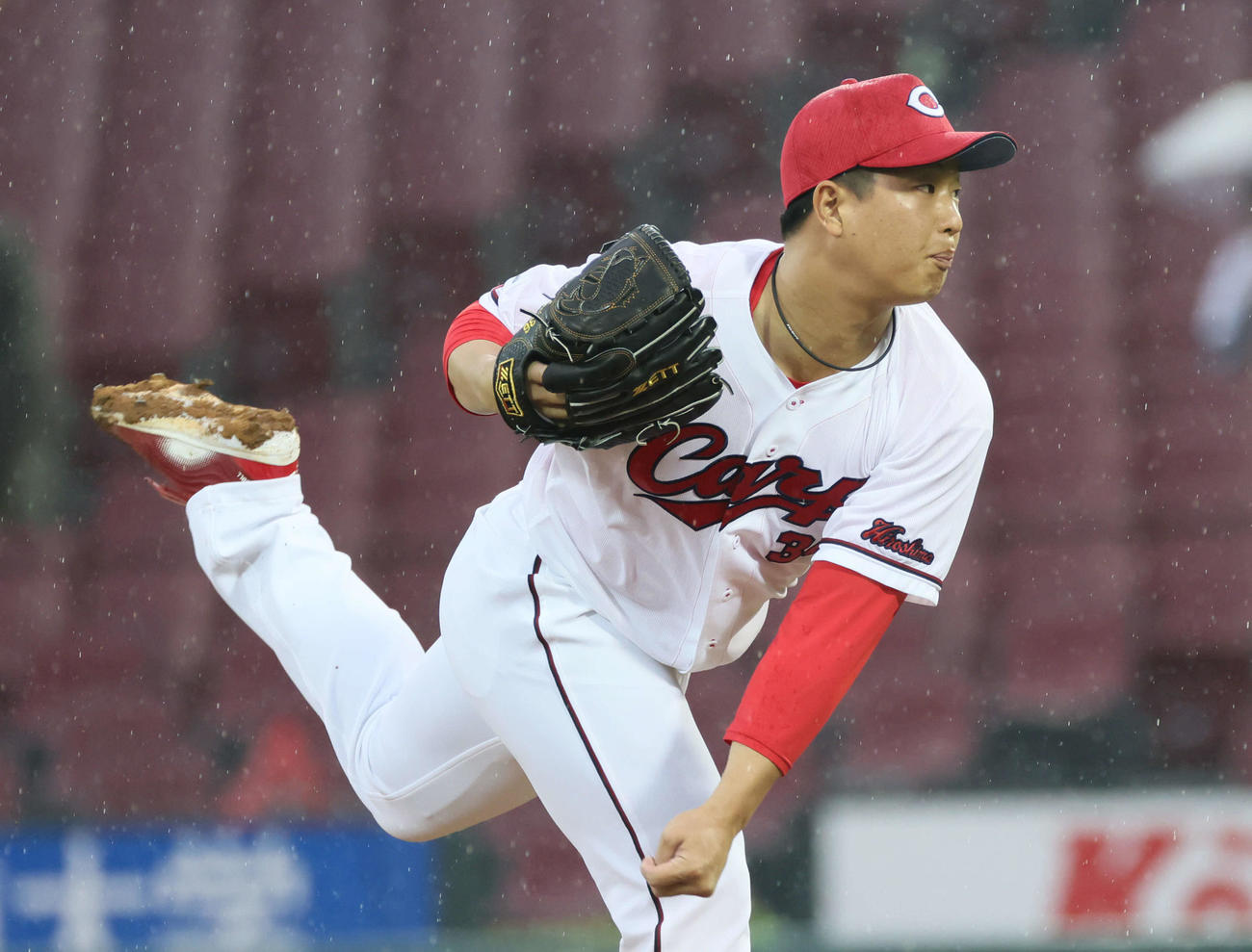 広島対DeNA 7回表DeNA、広島3番手の塹江（撮影・加藤孝規）