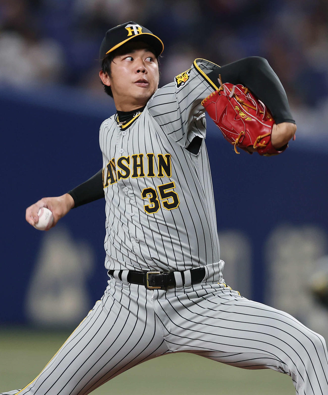 中日対阪神　力投する阪神先発の才木。打者中田（撮影・前田充）