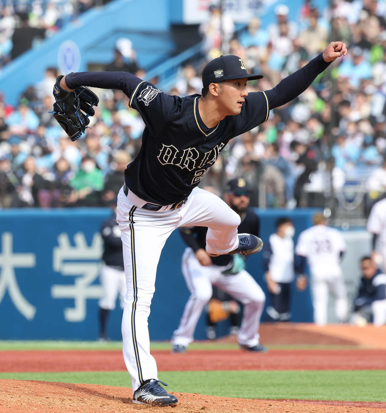 ヤクルト対オリックス　力投するオリックス先発田嶋（撮影・丹羽敏通）