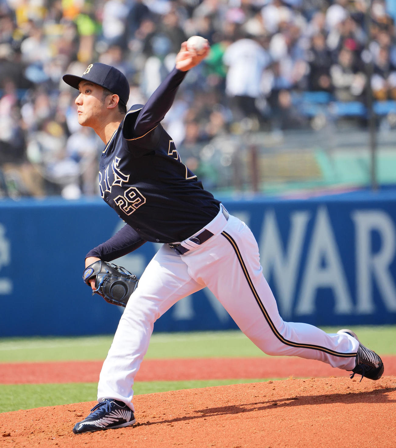 ヤクルト対オリックス　力投するオリックス先発の田嶋（撮影・垰建太）