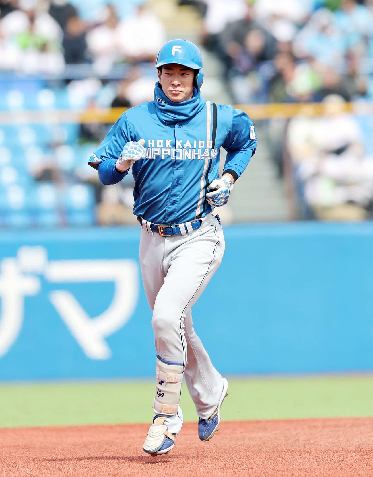 ヤクルト対日本ハム　3回表日本ハム2死二塁、松本剛は左越え2点本塁打を放つ（撮影・鈴木正人）