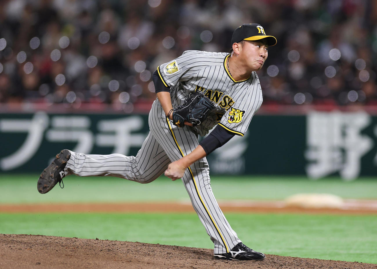 ソフトバンク対阪神　力投する阪神2番手の桐敷（撮影・前田充）