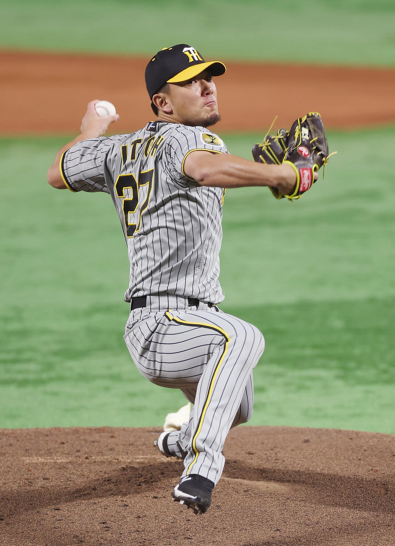 ソフトバンク対阪神　力投する阪神先発の伊藤将（撮影・前田充）