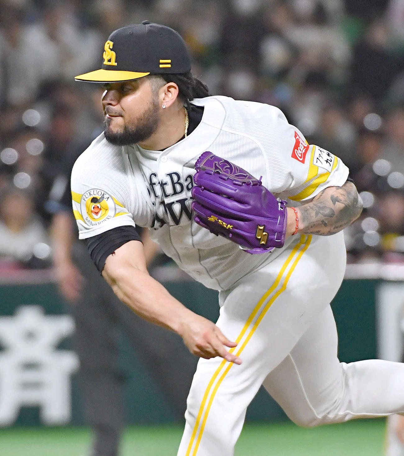 ソフトバンク対阪神　8回表より登板した、ソフトバンク3番手のオスナ（撮影・岩下翔太）