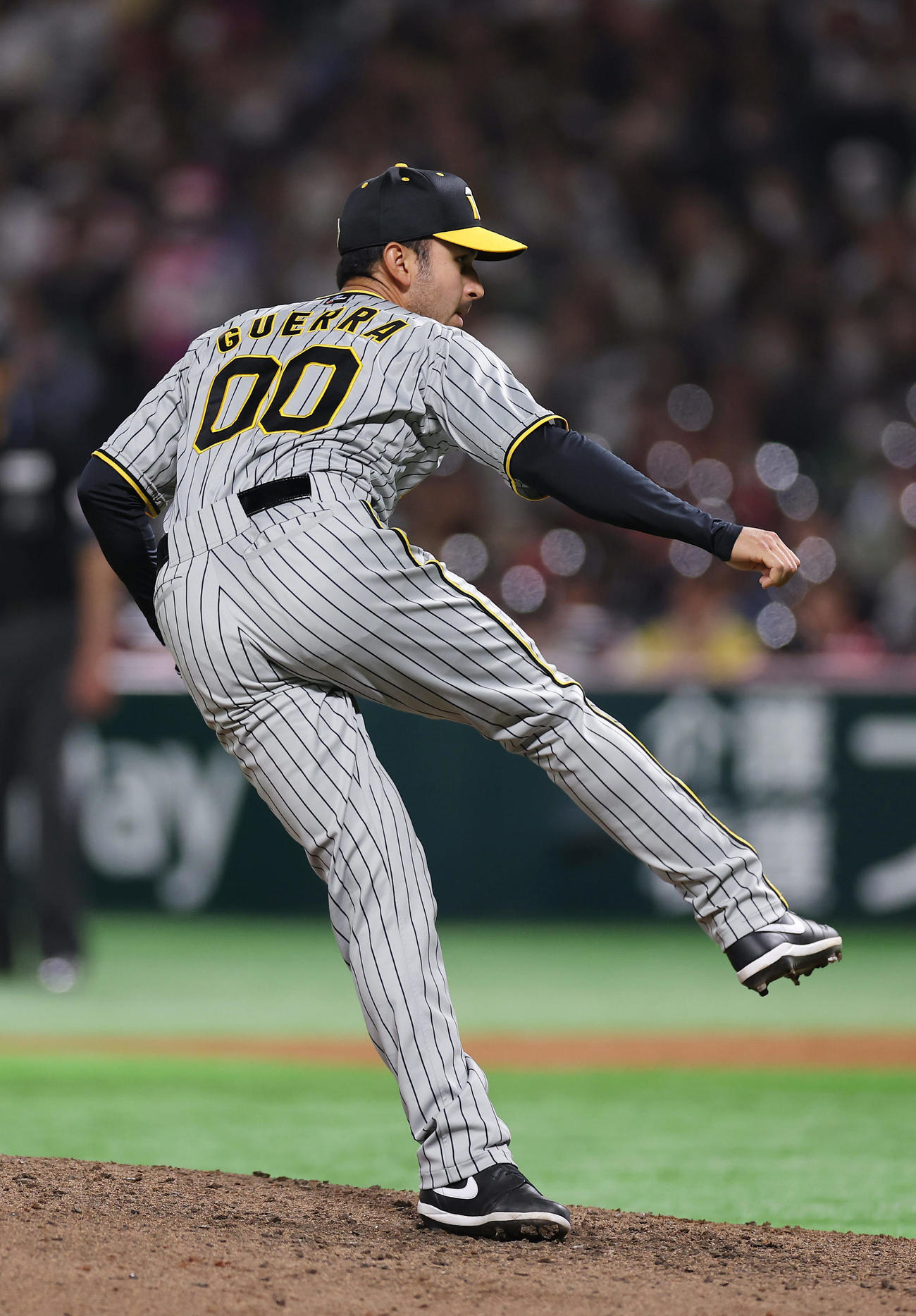 ソフトバンク対阪神　力投する阪神2番手のゲラ（撮影・前田充）