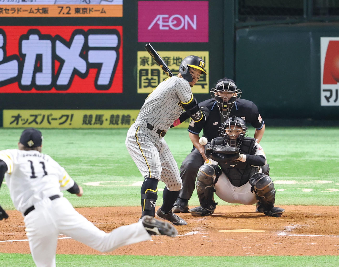ソフトバンク対阪神　9回表阪神無死、佐藤輝は見逃しの三振（撮影・梅根麻紀）