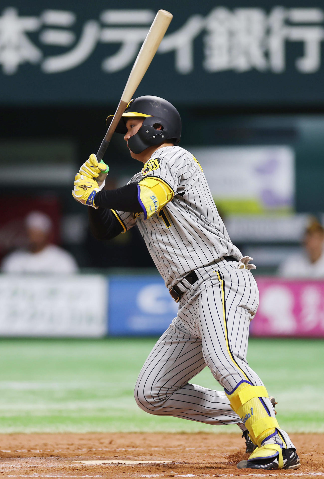 ソフトバンク対阪神　4回表阪神2死、中前打を放つ森下（撮影・前田充）
