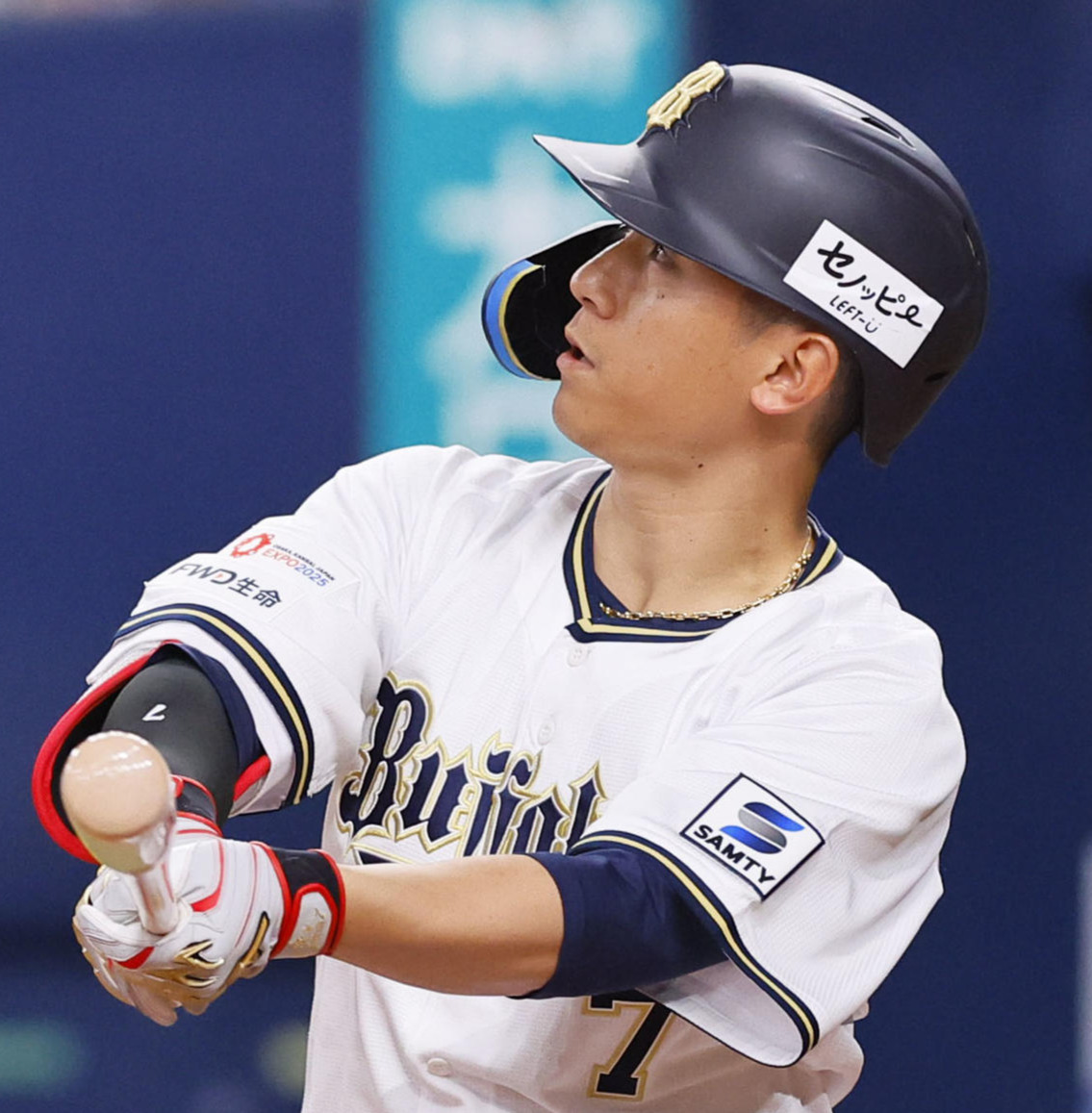 オリックス対阪神　3回裏オリックス無死、西川は右越えに本塁打を放つ（撮影・藤尾明華）