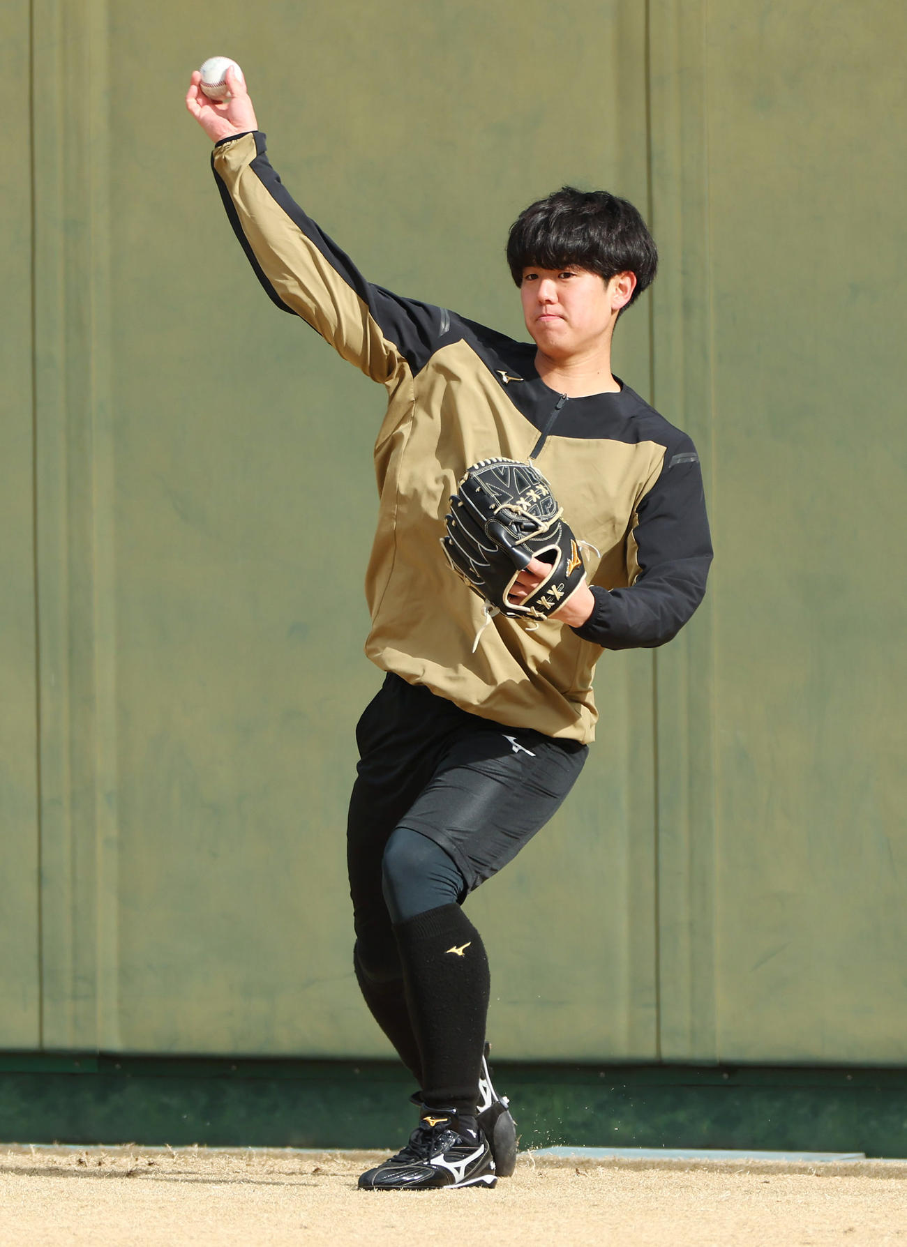 阪神石黒佑弥（2024年1月16日撮影）
