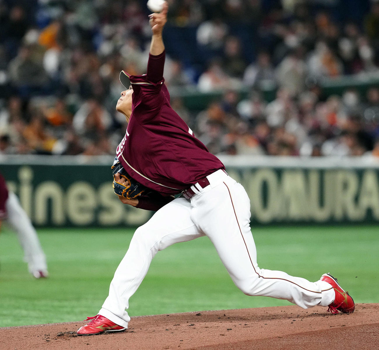 巨人対楽天　楽天の先発早川（撮影・たえ見朱実）