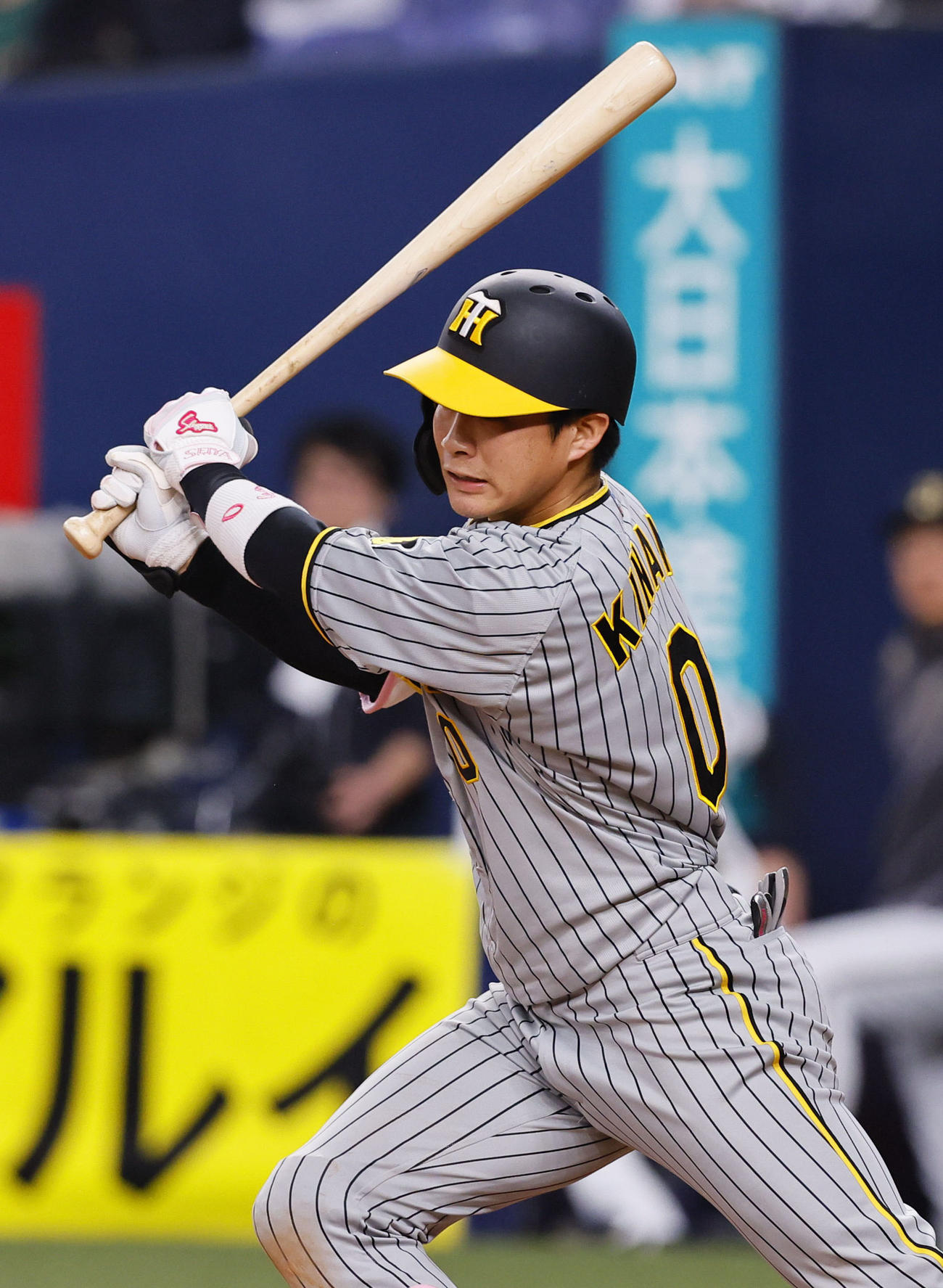 オリックス対阪神　5回表阪神無死、木浪は左前打を放つ（撮影・藤尾明華）