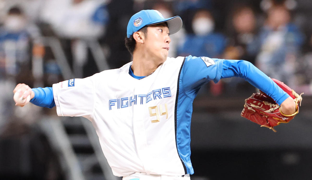 日本ハム対DeNA　日本ハム3番手の福島（撮影・佐藤翔太）