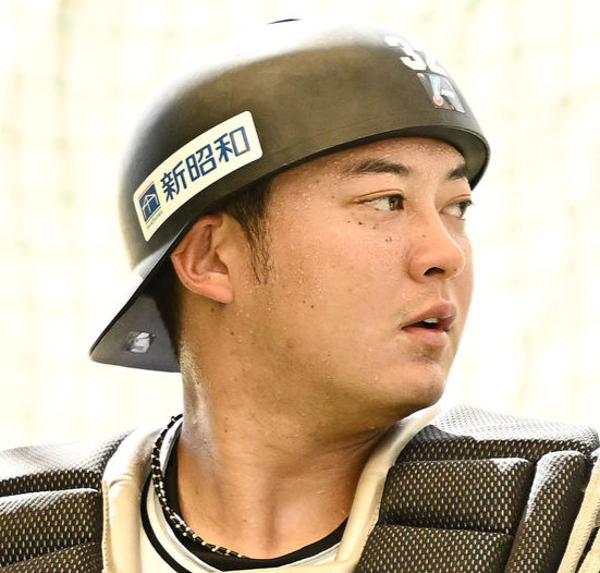 佐藤都志也（2024年2月撮影）