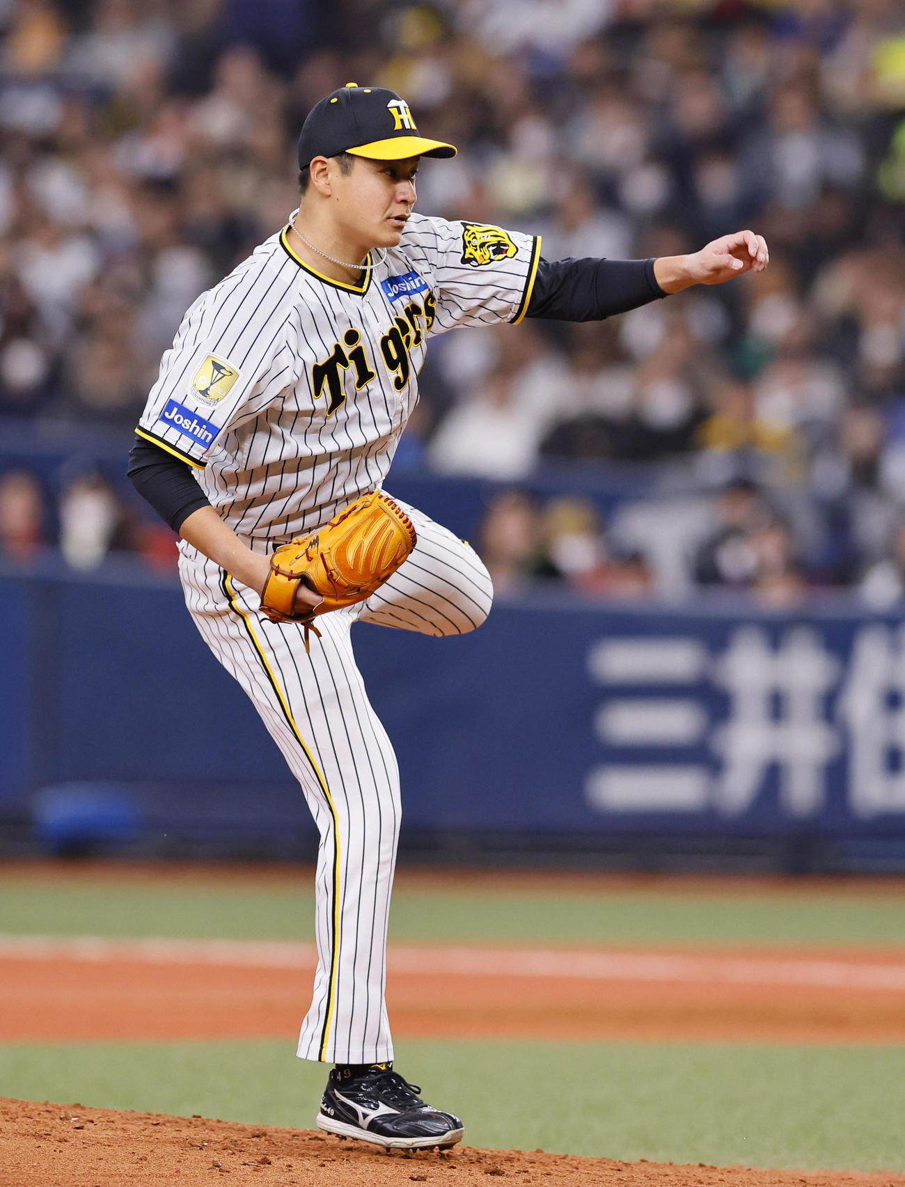 オリックス対阪神　2回表オリックス2死二塁、ゴンザレスを三振に仕留める大竹（撮影・藤尾明華）