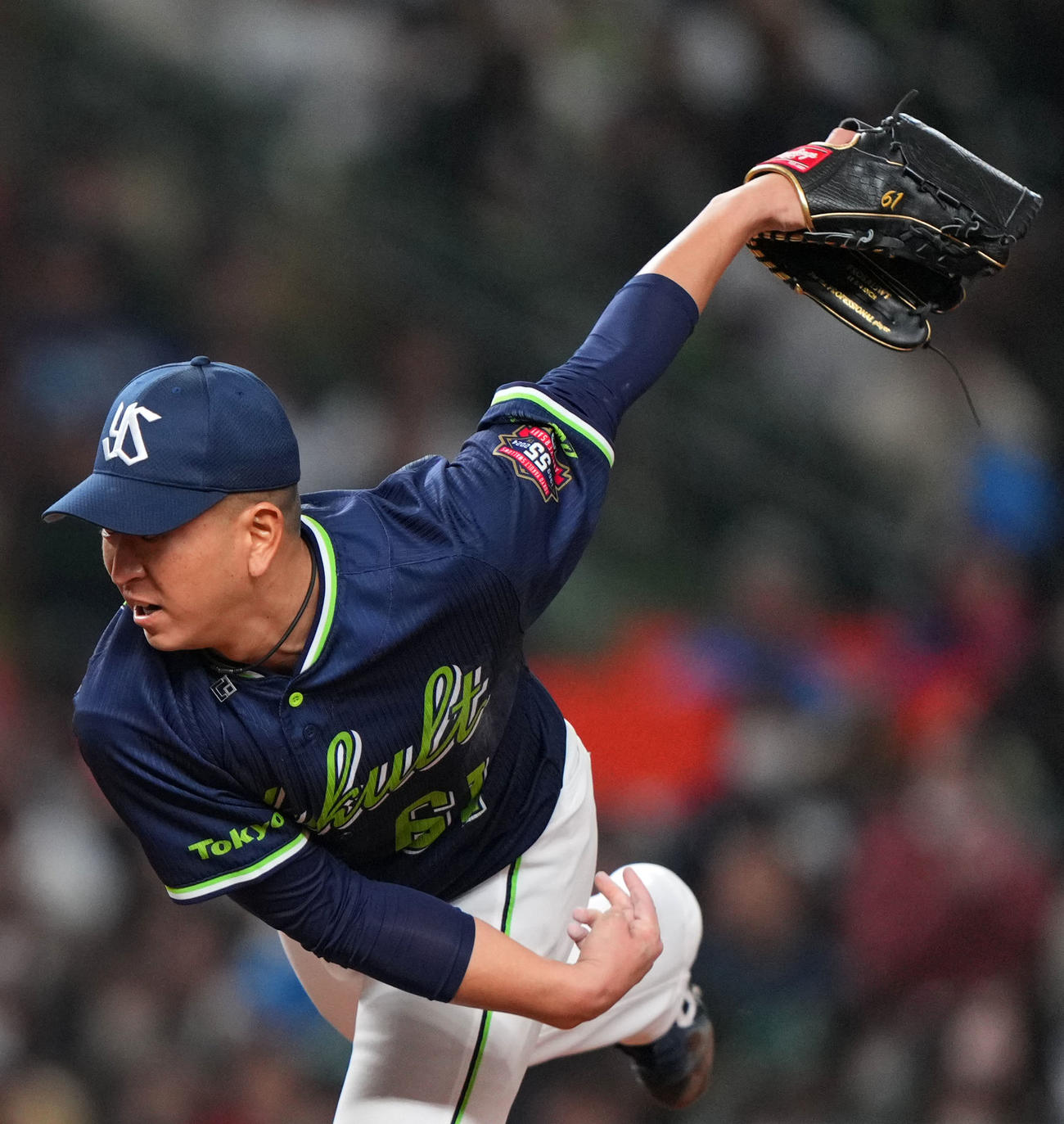 西武対ヤクルト　7回裏から登板したヤクルト宮川（撮影・横山健太）