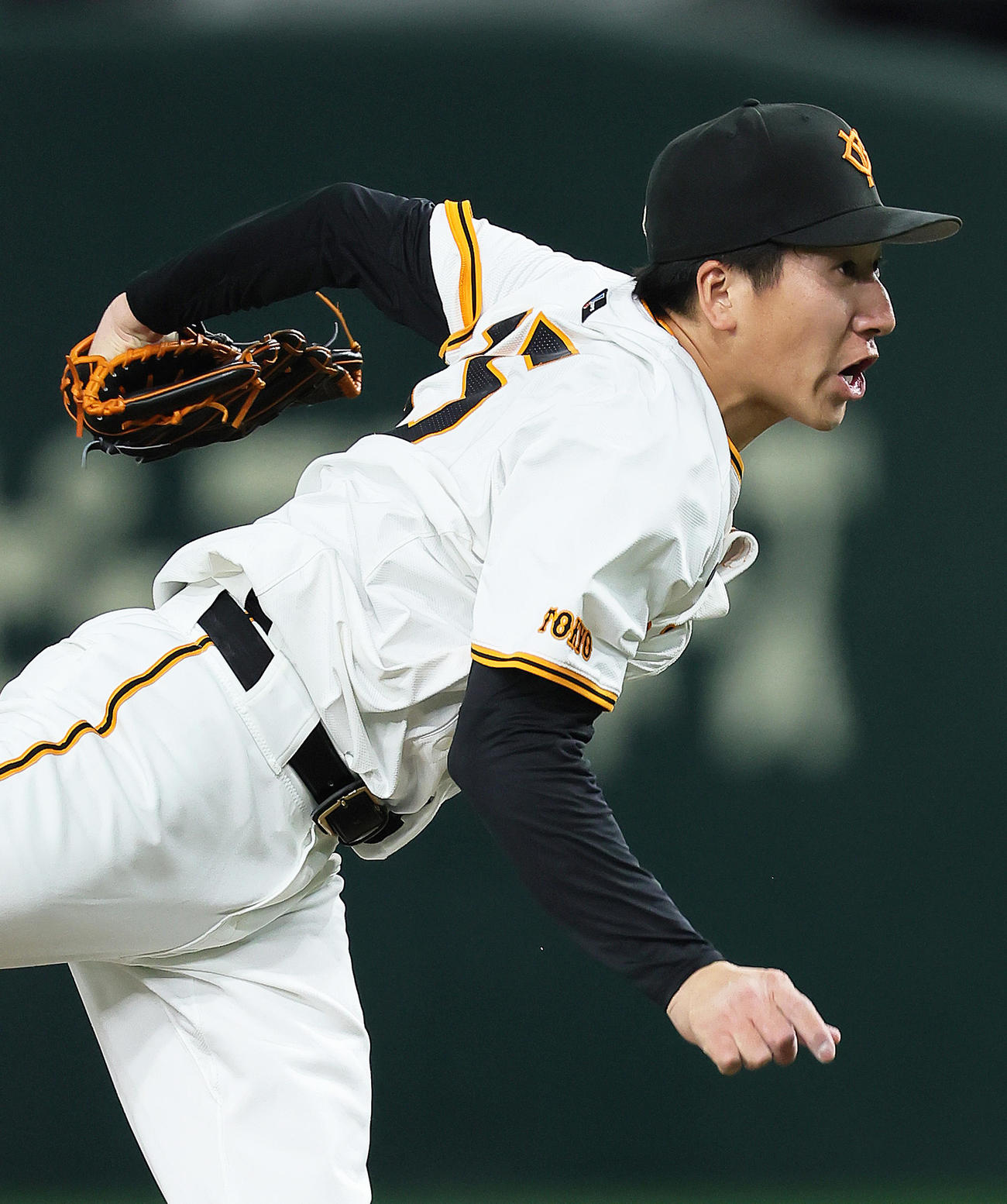 巨人対楽天　9回から登板した巨人大勢（撮影・足立雅史）