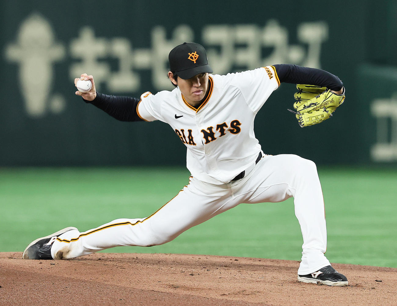 巨人対楽天　巨人先発の高橋礼（撮影・足立雅史）