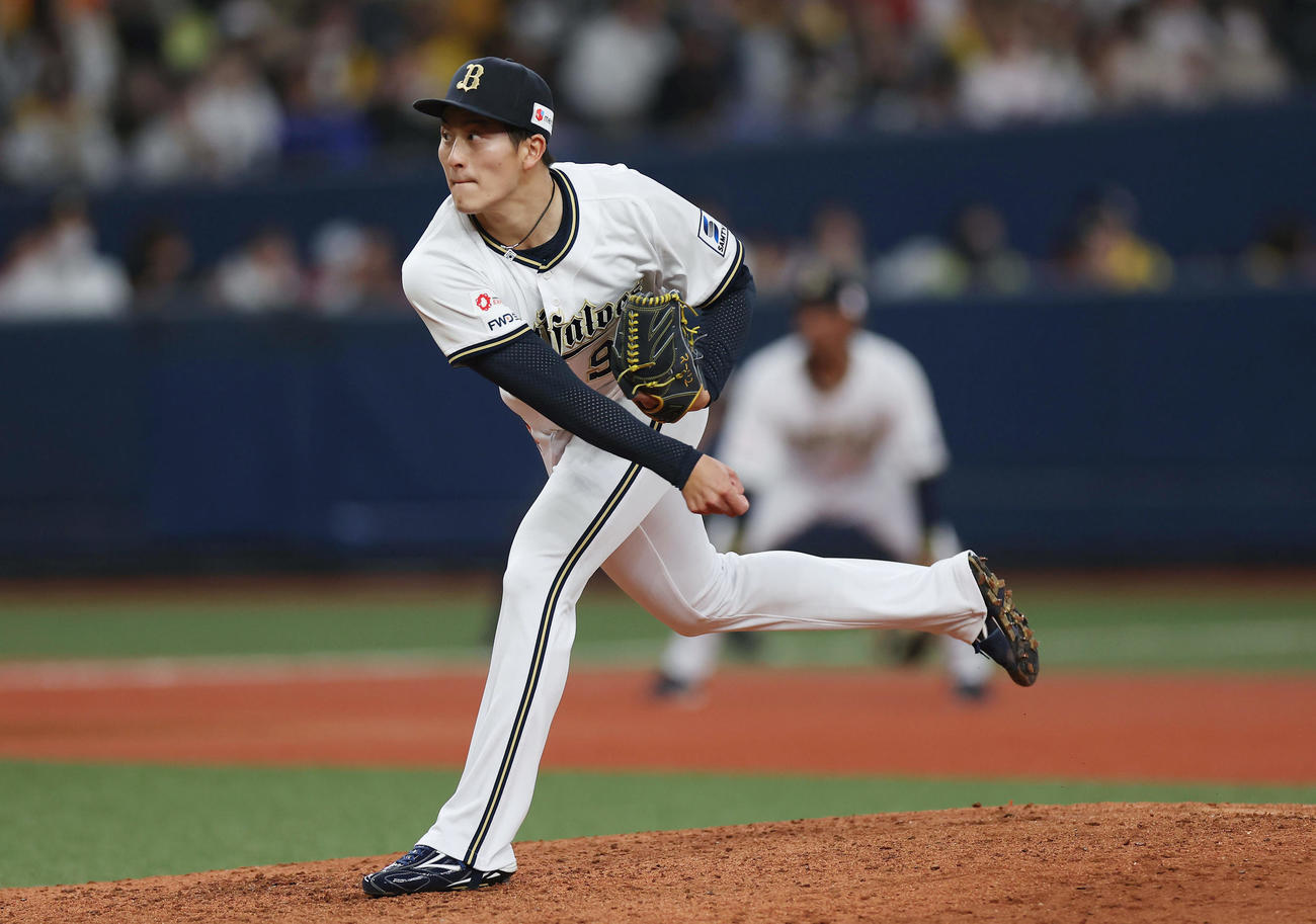 オリックス対阪神　力投するオリックス3番手の高島（撮影・前田充）