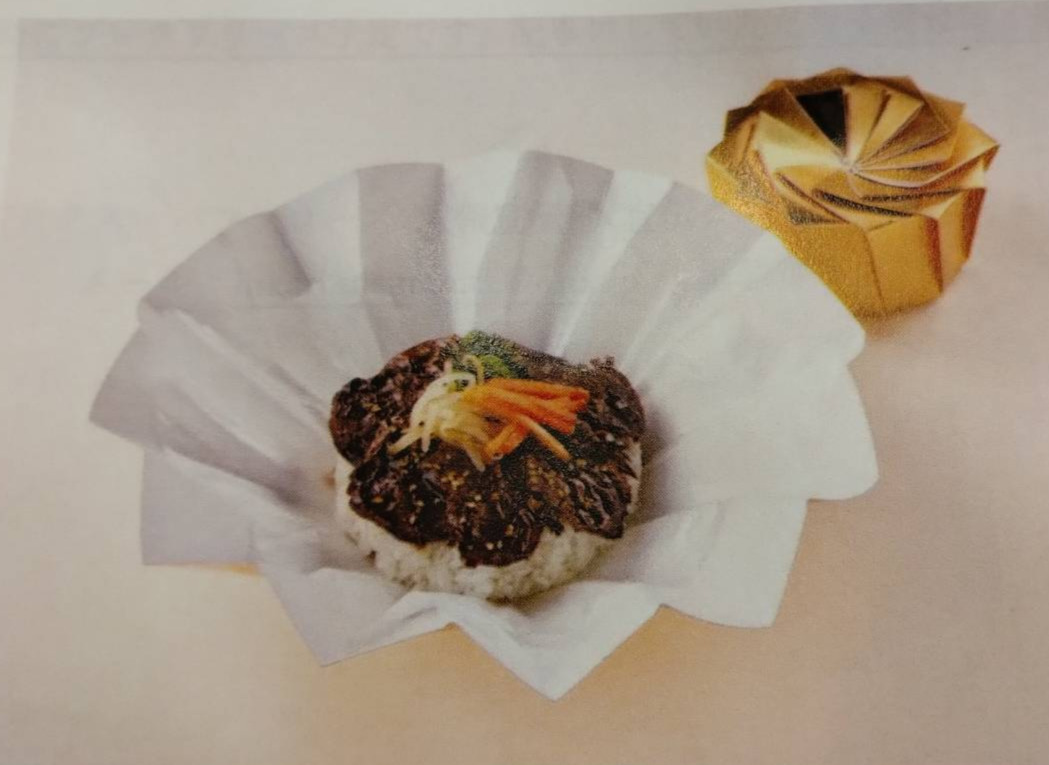 29日から発売される「頓宮選手の金の牛ハラミ弁当」