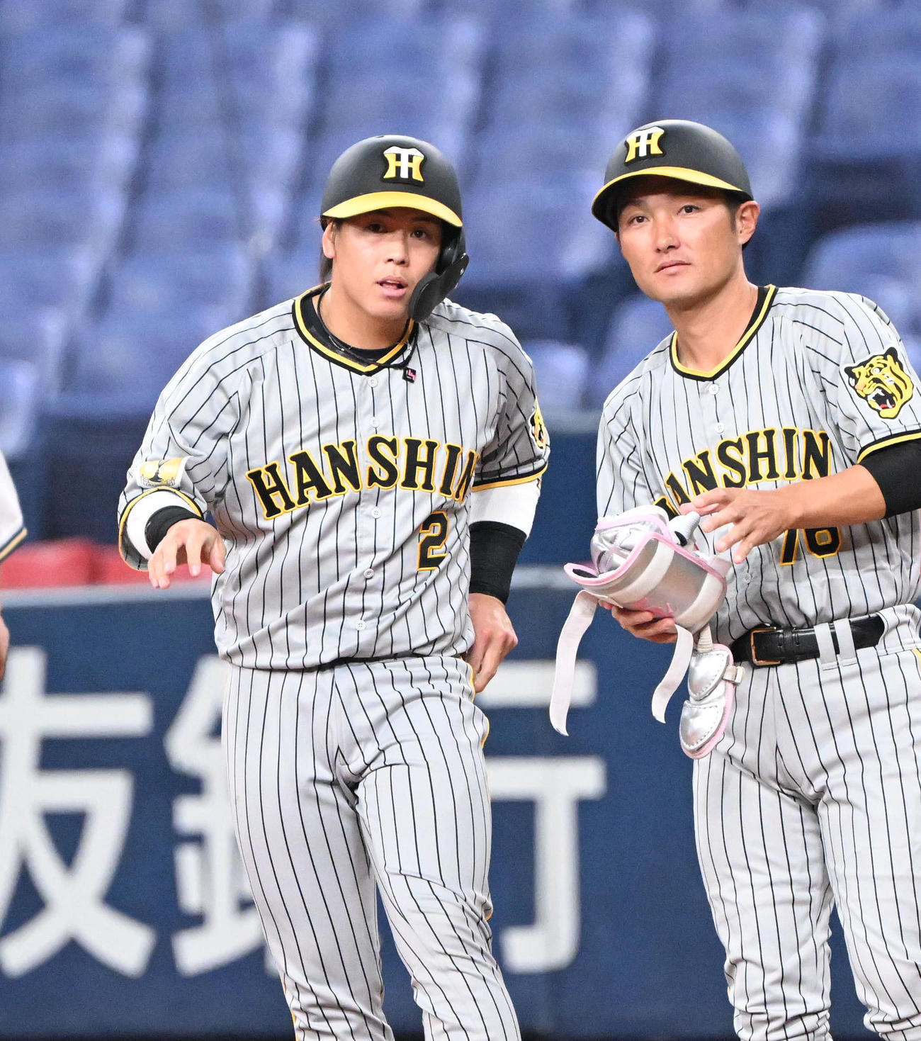 オリックス対阪神　4回表阪神1死三塁、中前適時打を放った梅野（撮影・和賀正仁）