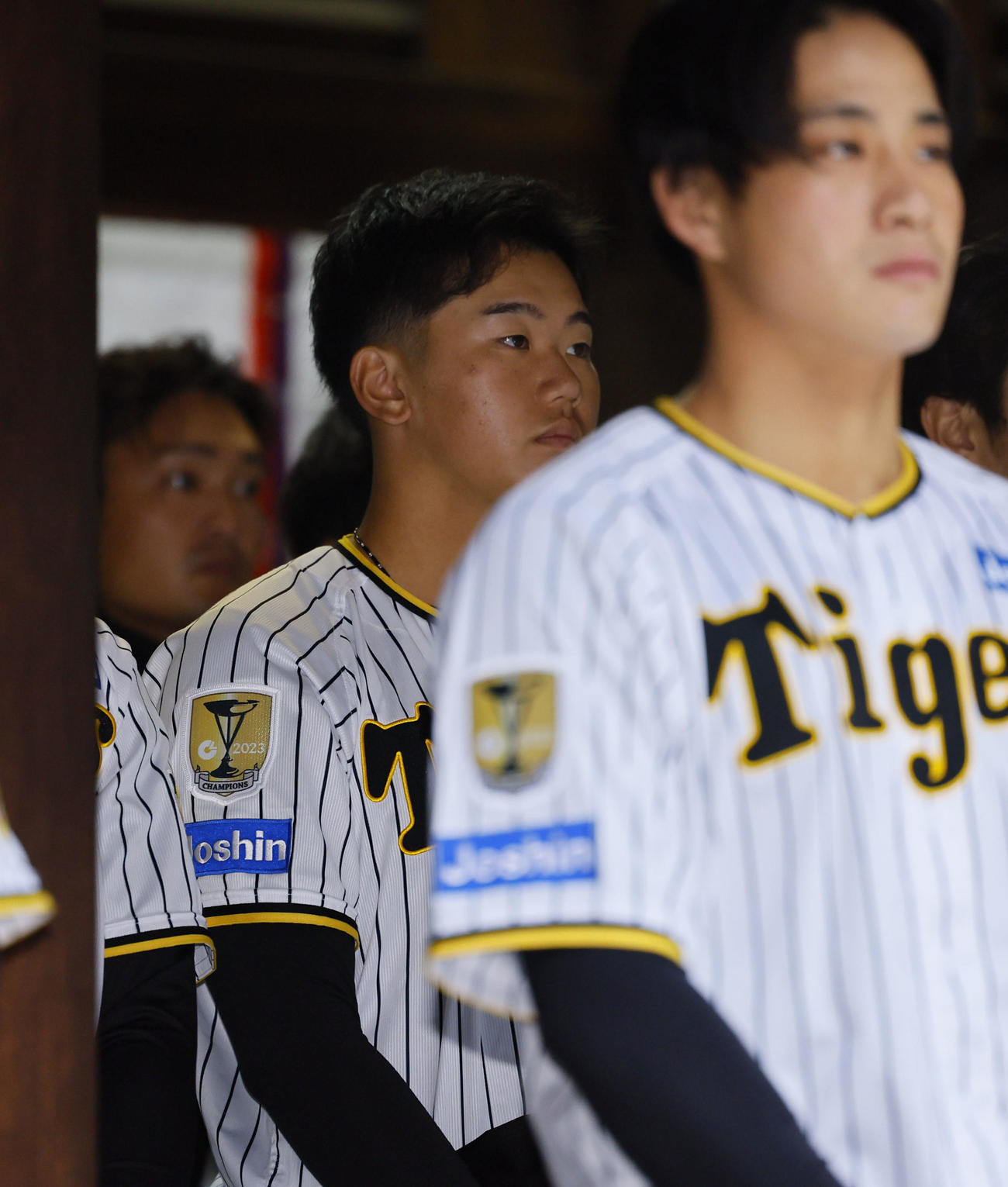 必勝祈願を行う阪神門別（撮影・藤尾明華）