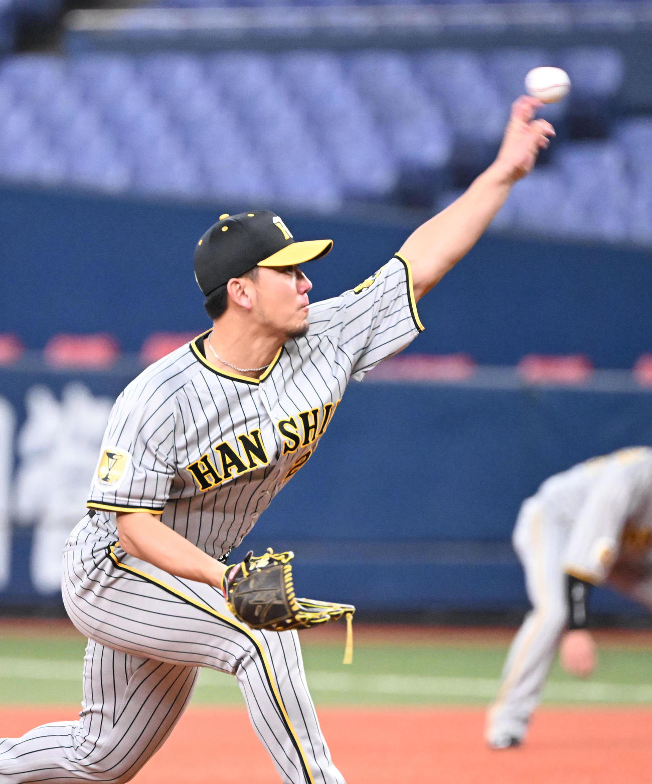 オリックス対阪神　5回から登板する阪神伊藤将（撮影・和賀正仁）