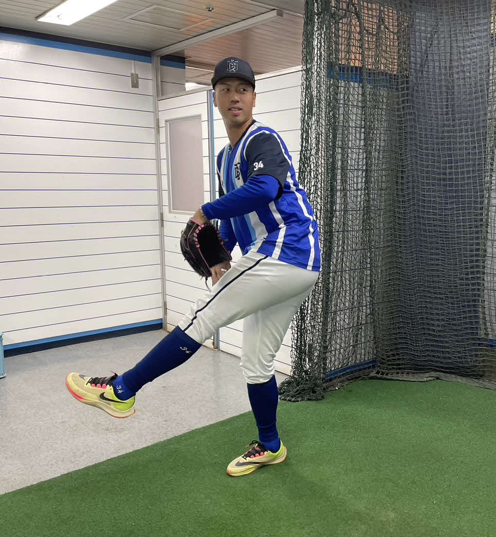 室内練習場で調整したDeNAドラフト2位の松本凌（球団提供）
