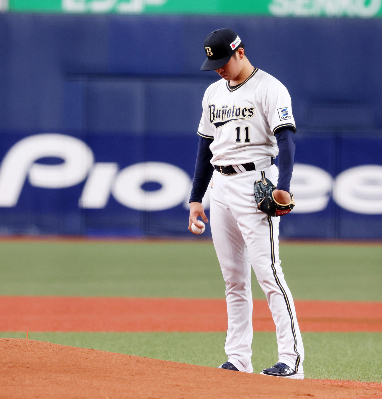 練習試合オリックス対阪神　阪神戦に先発する山下は登板前に精神集中（撮影・加藤哉）