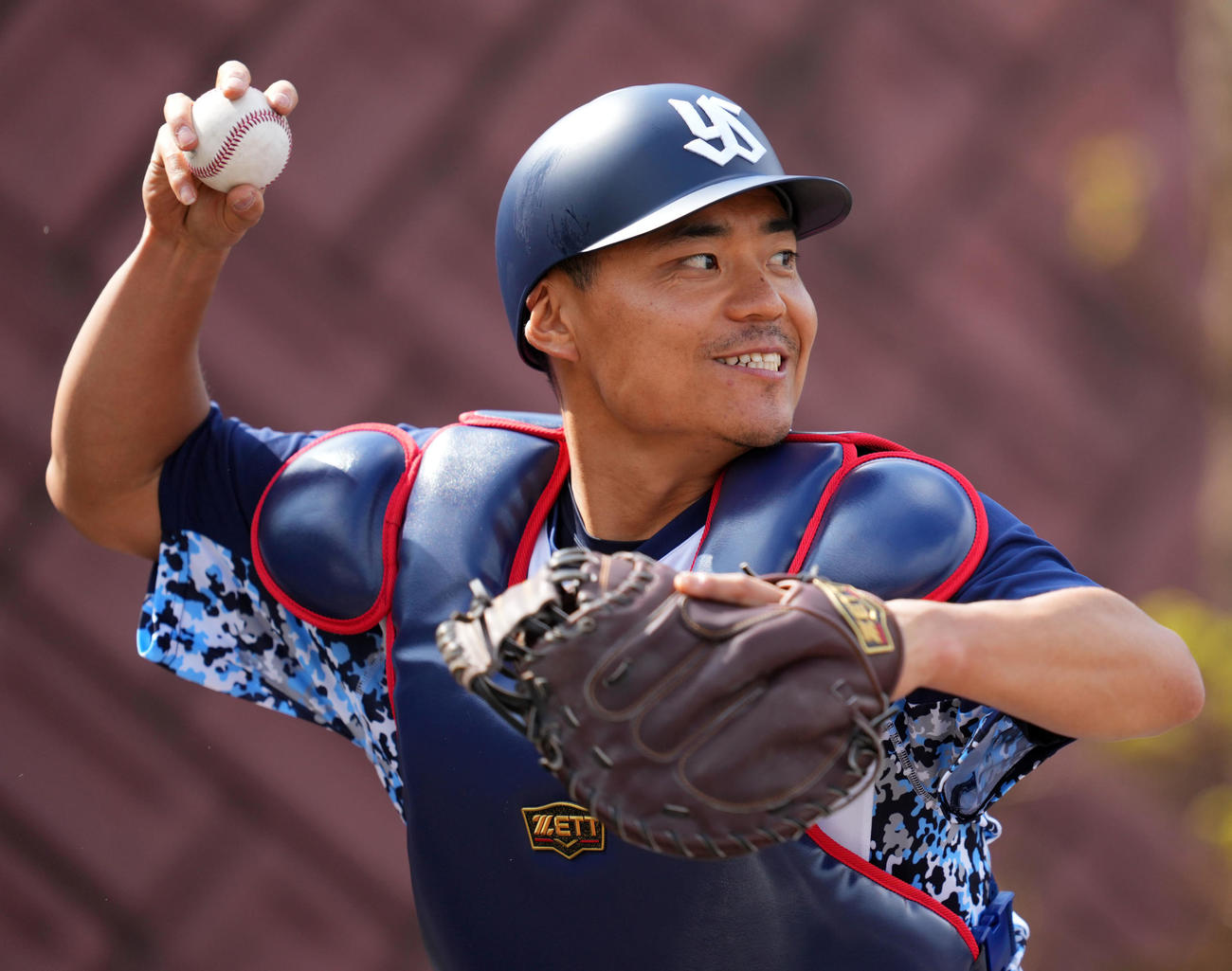 ヤクルト中村悠平（2024年2月6日撮影）