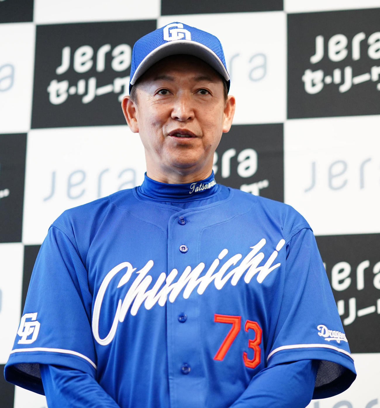 開幕へ向け意気込みを語る中日立浪監督（撮影・横山健太）