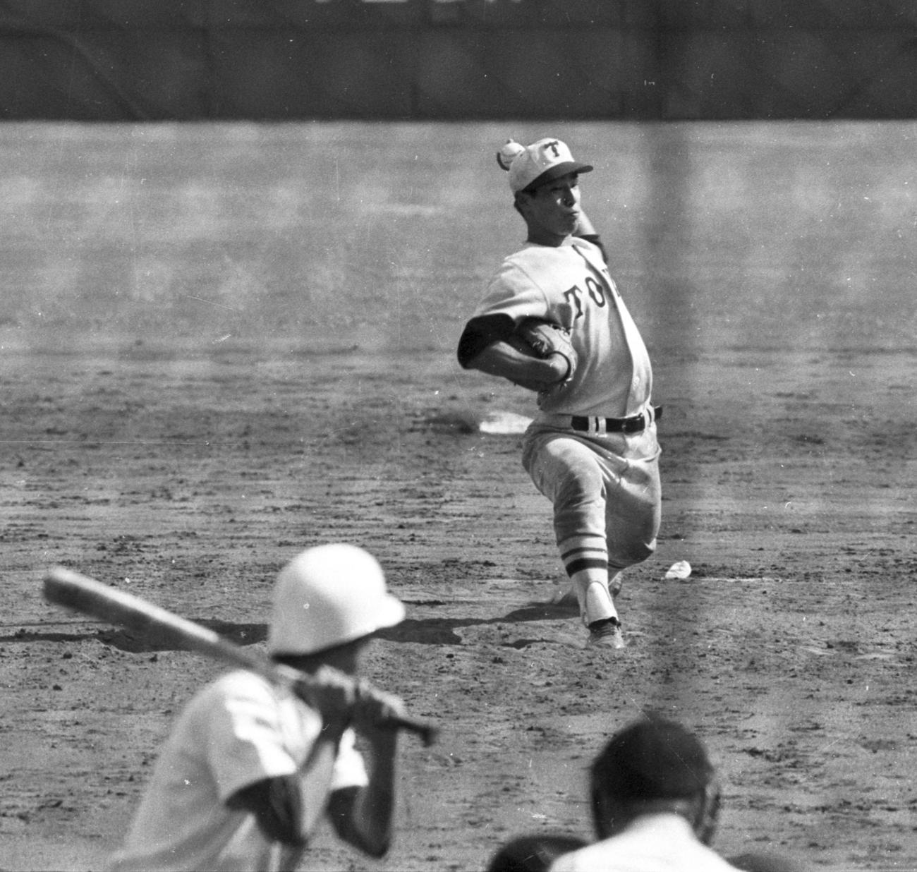 剛腕サウスポーとして夏の甲子園優勝した東洋大姫路・松本正志（77年8月撮影）