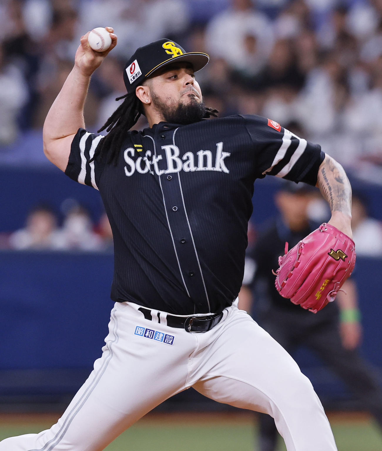 オリックス対ソフトバンク　9回を締めたソフトバンクのオスナ（撮影・藤尾明華）