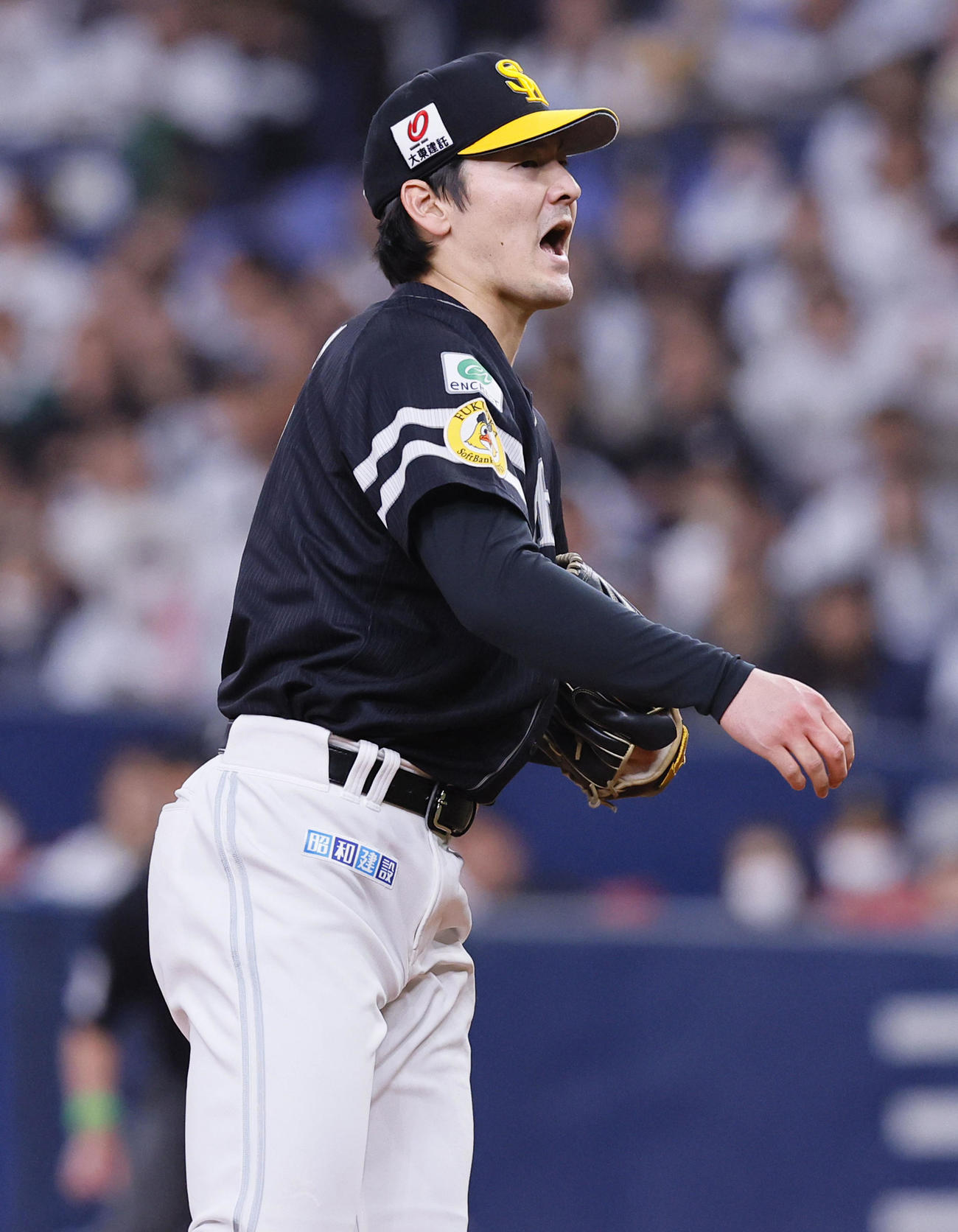 オリックス対ソフトバンク　7回裏オリックス1死、T－岡田を三振に仕留め声を上げる有原（撮影・藤尾明華）