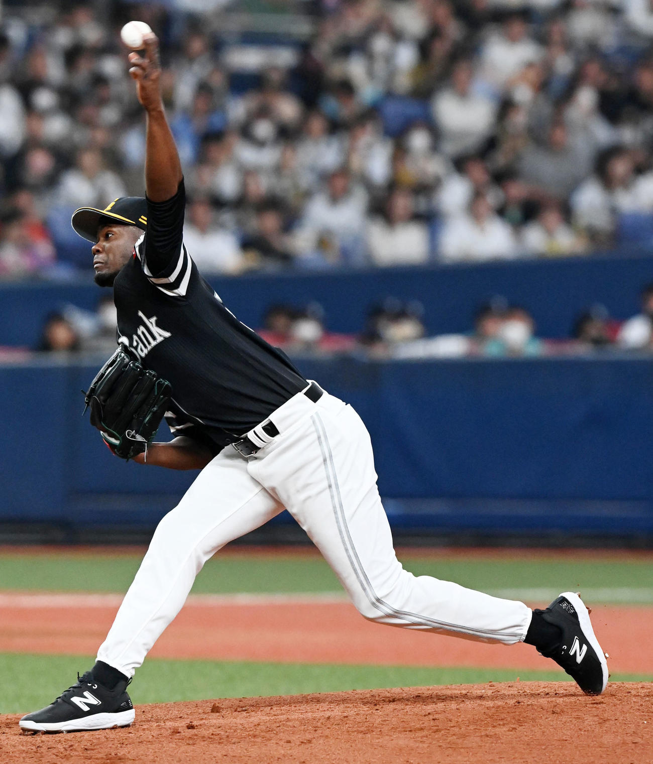 オリックス対ソフトバンク　ソフトバンク先発のモイネロ（撮影・前岡正明）