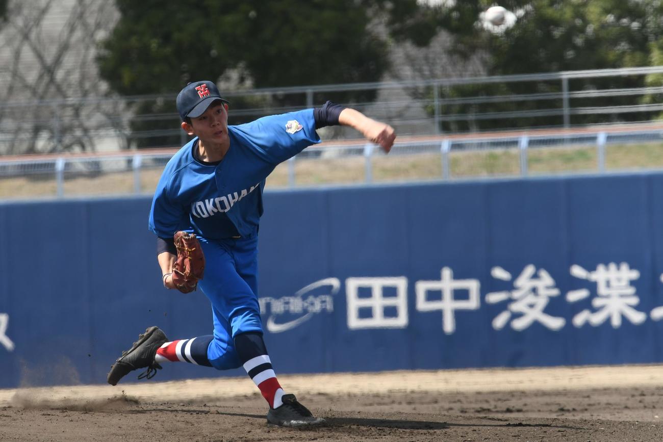 中本牧先発の鈴木は6回途中まで世田谷西を2点に抑えた（撮影・世田谷西）