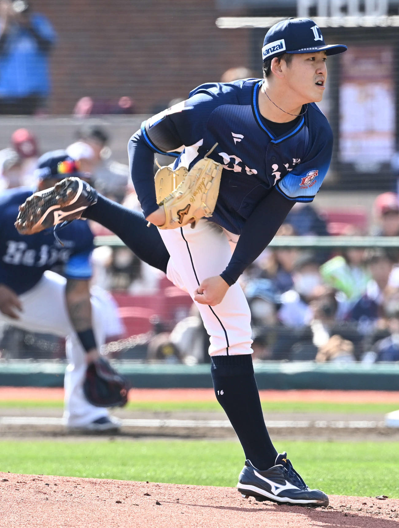 楽天対西武　力投する西武先発の隅田（撮影・山崎安昭）