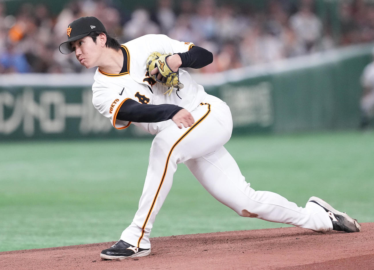 巨人対阪神　先発し力投する巨人高橋礼（撮影・鈴木みどり）