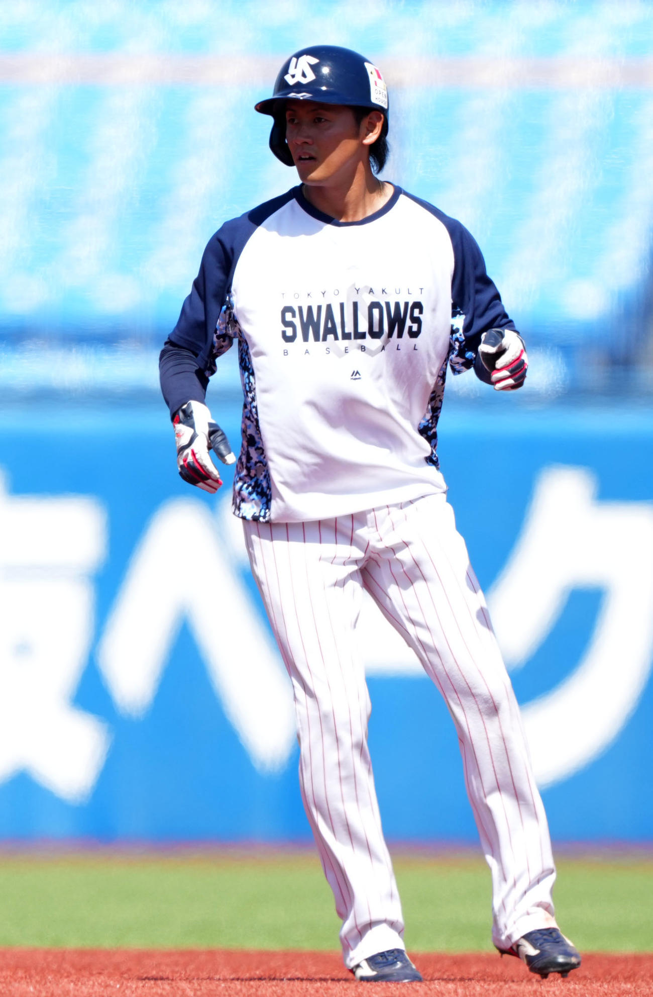 ヤクルト対中日　支配下登録されたヤクルト岩田（撮影・横山健太）