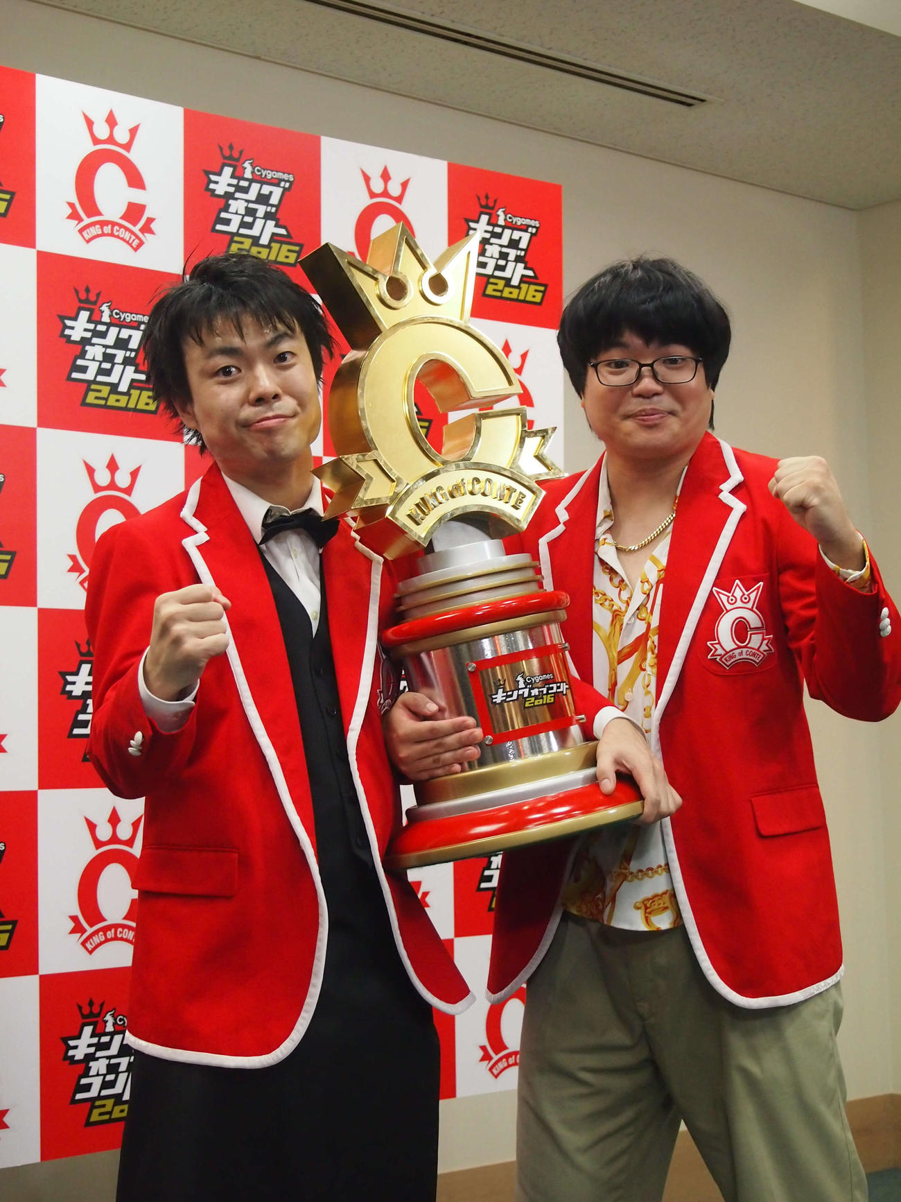 ライスの田所仁（左）と関町知弘（2016年10月撮影）