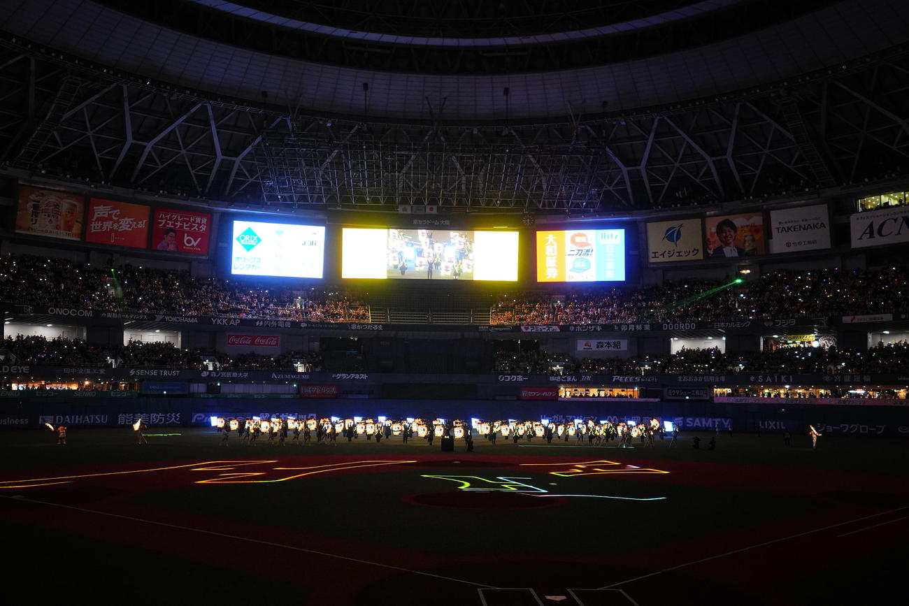 阪神対DeNA　試合前に行われた本拠地開幕戦セレモニー（撮影・藤尾明華）