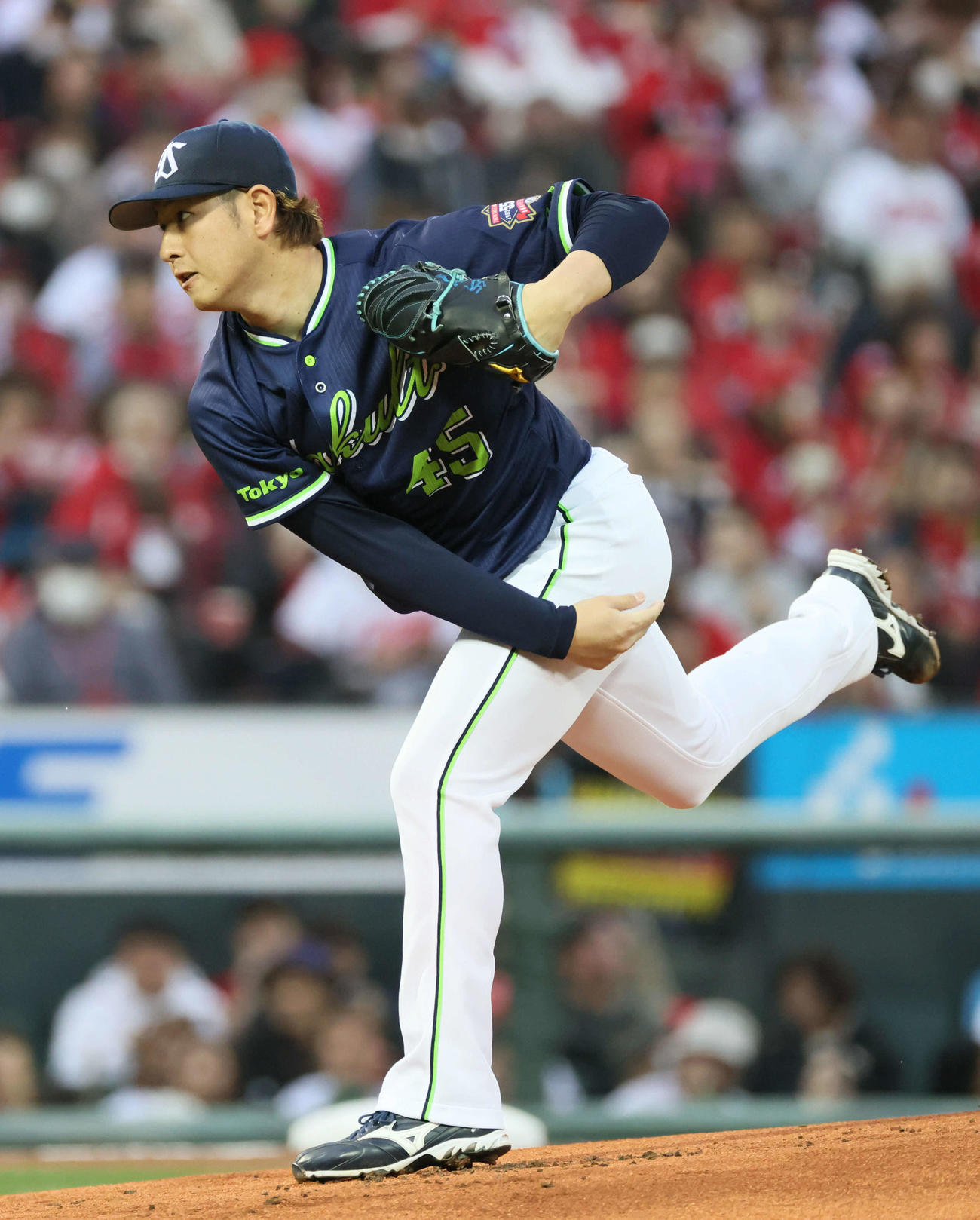 広島対ヤクルト　ヤクルト先発の小沢（撮影・加藤孝規）