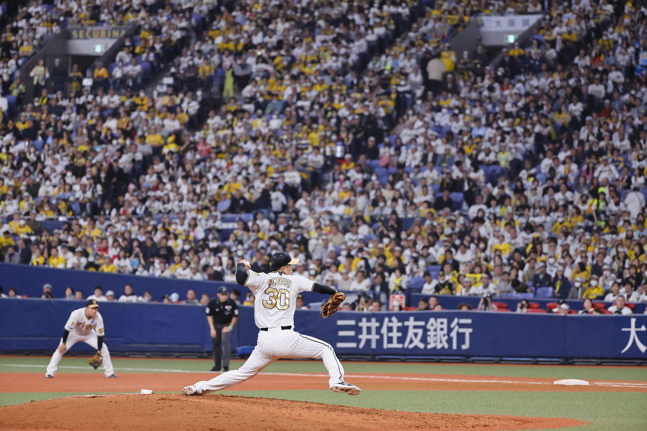 阪神対DeNA 8回、4番手で登板した阪神門別（撮影・藤尾明華）