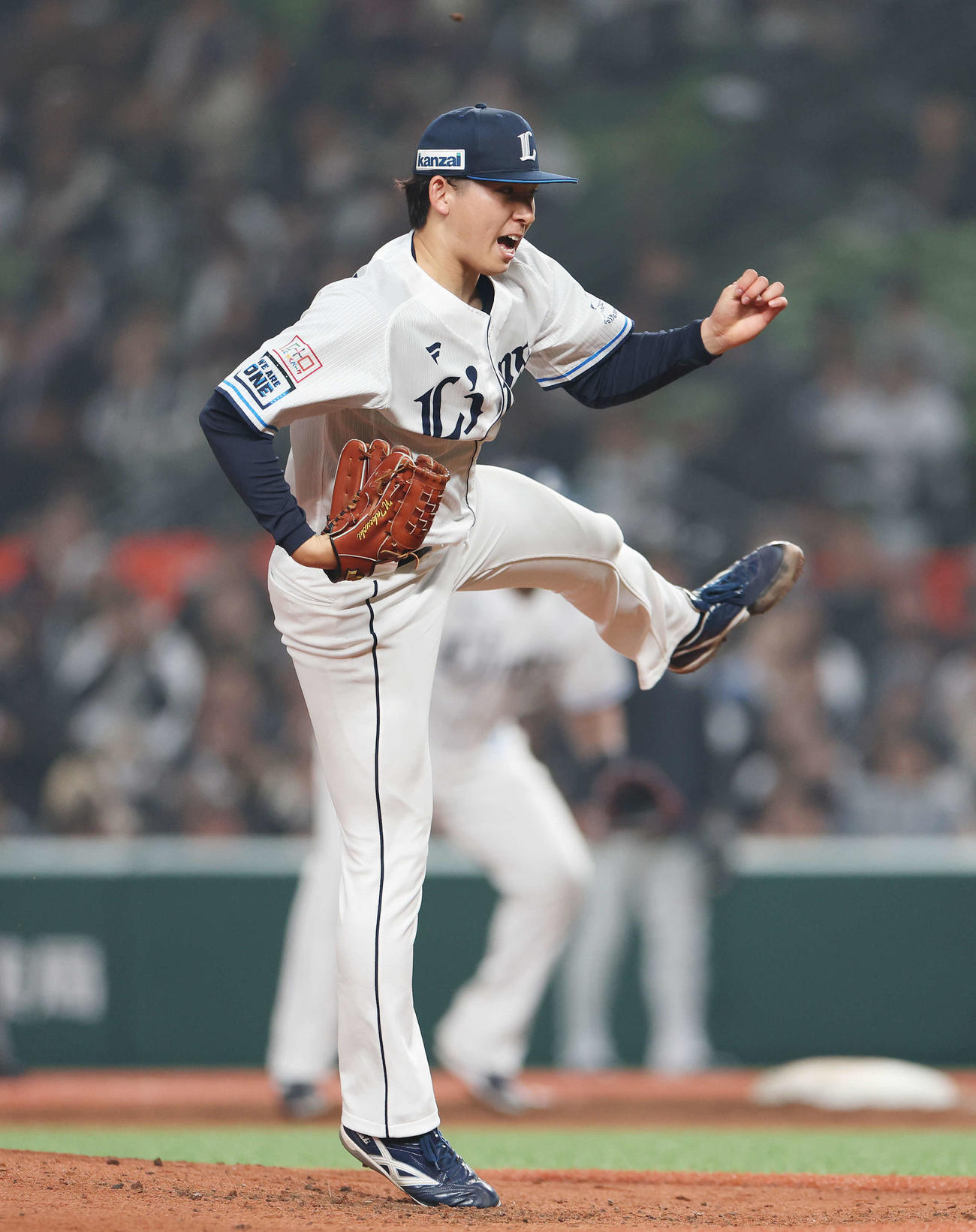 西武対オリックス　力投する西武先発の武内（撮影・宮地輝）