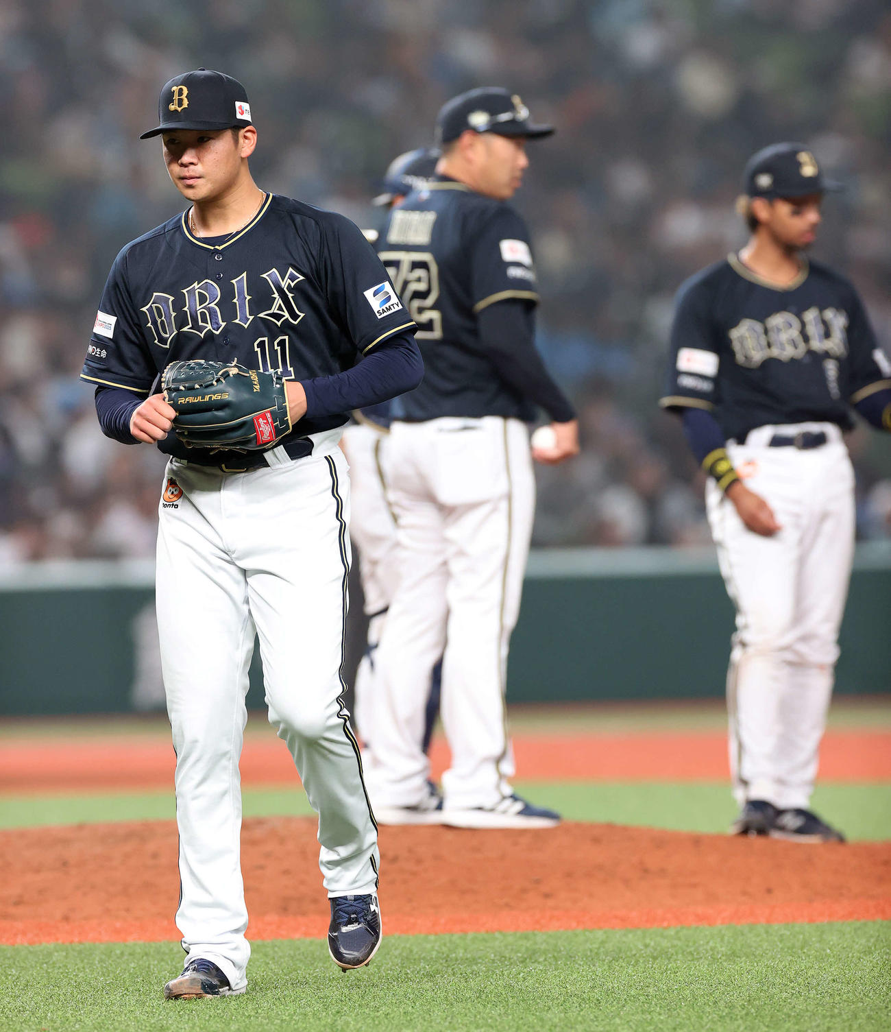 西武対オリックス　6回裏西武無死満塁、3者連続四球で降板となる山下（撮影・河野匠）