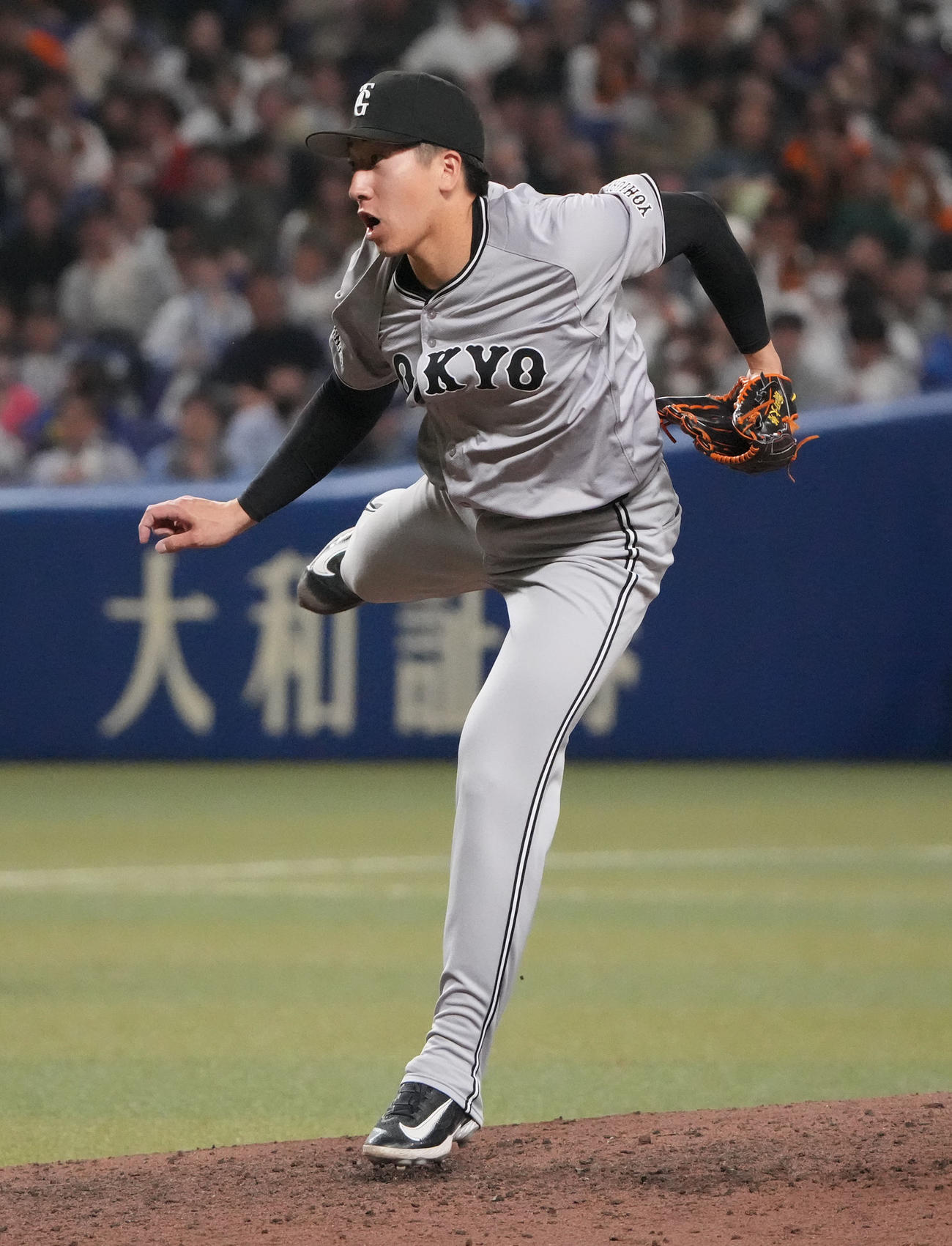 中日対巨人　9回裏、巨人3番手で登板する大勢（撮影・森本幸一）