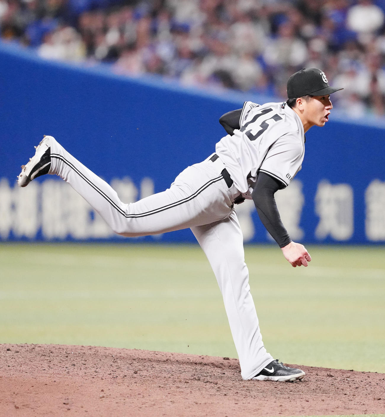 中日対巨人　最後を締めた巨人3番手の大勢（撮影・江口和貴）