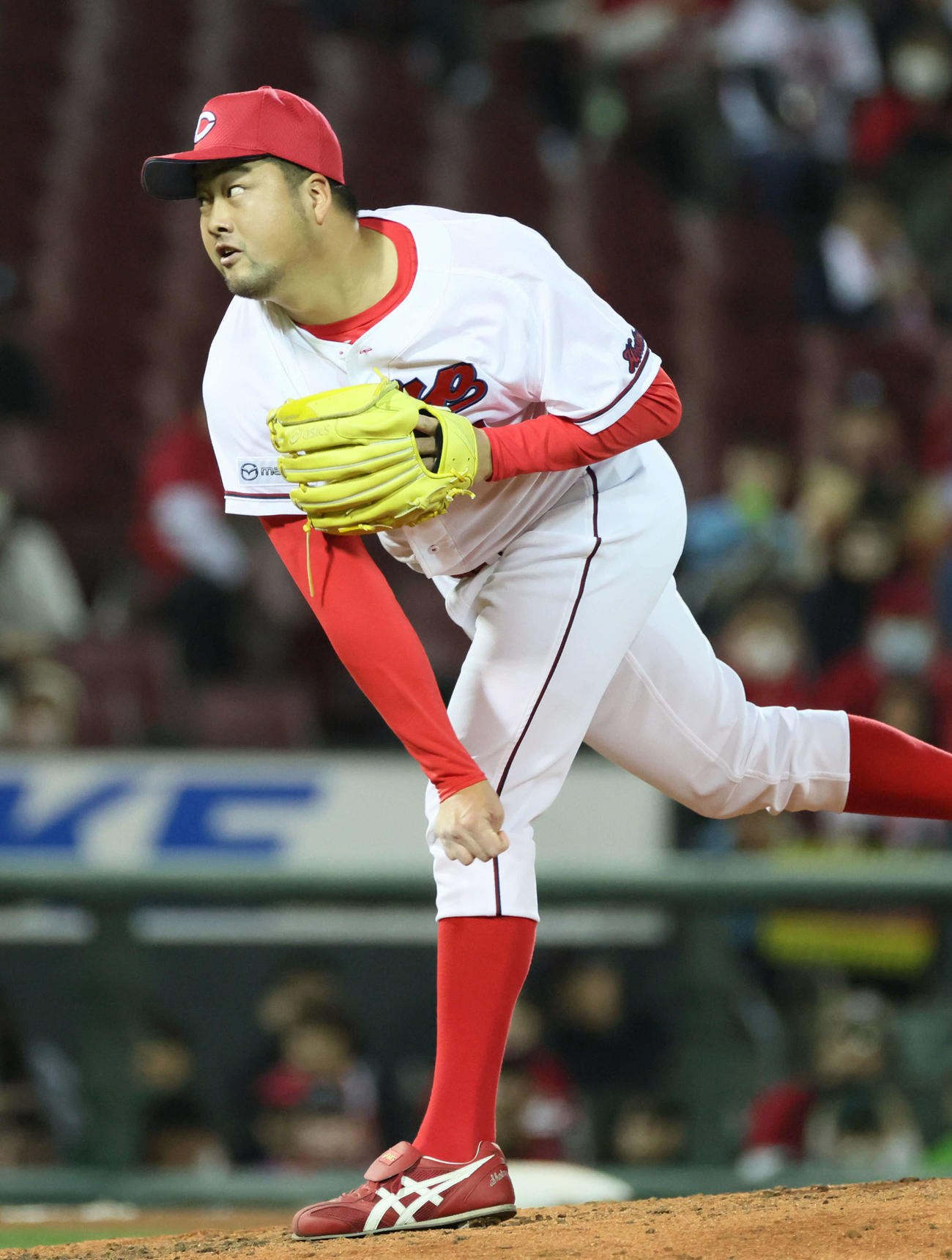 広島対ヤクルト　8回表ヤクルト、広島4番手の中崎（撮影・加藤孝規）