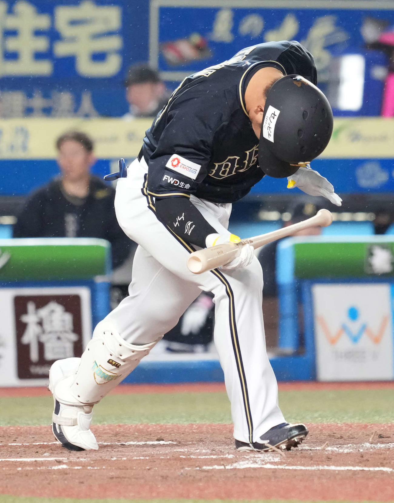 ロッテ対オリックス　5回表オリックス1死、頓宮は中飛に倒れる（撮影・小沢裕）